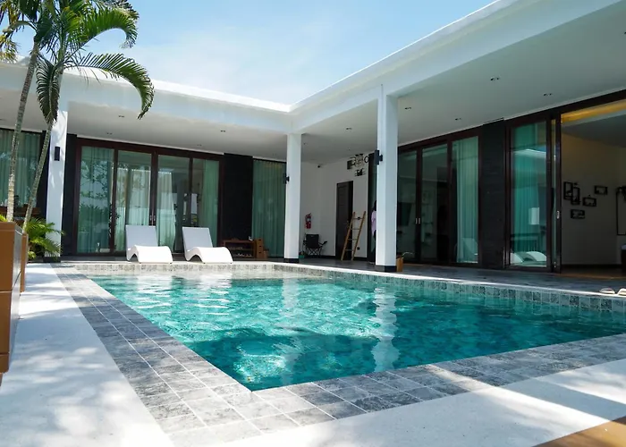 Roomquest Hideaway Hua Hin